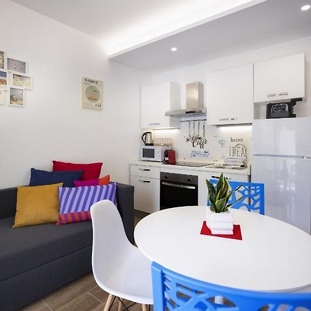 Guest House Aurora Polignano 폴리나노 아마레 외부 사진